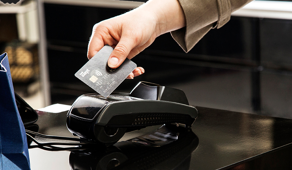 Kontaktløs betaling har fått navnet «tæpping»